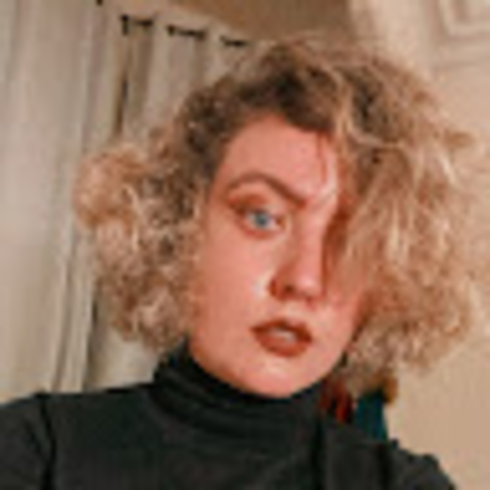 Meet your Posher, Michaela